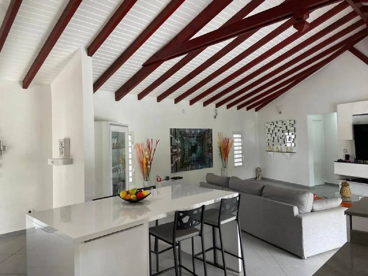 Villa Santamonica Les Abymes Guadeloupe
