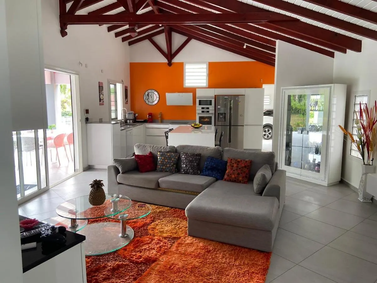 Villa Santamonica Les Abymes 0*,